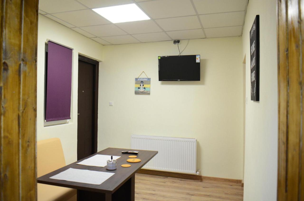 Private Apartment In The City Centre. Oradea Bagian luar foto