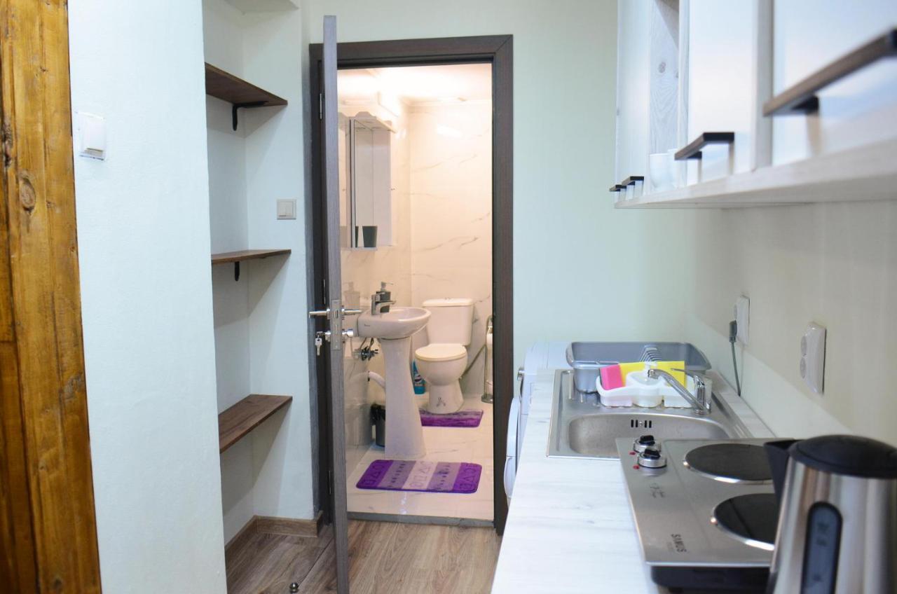 Private Apartment In The City Centre. Oradea Bagian luar foto