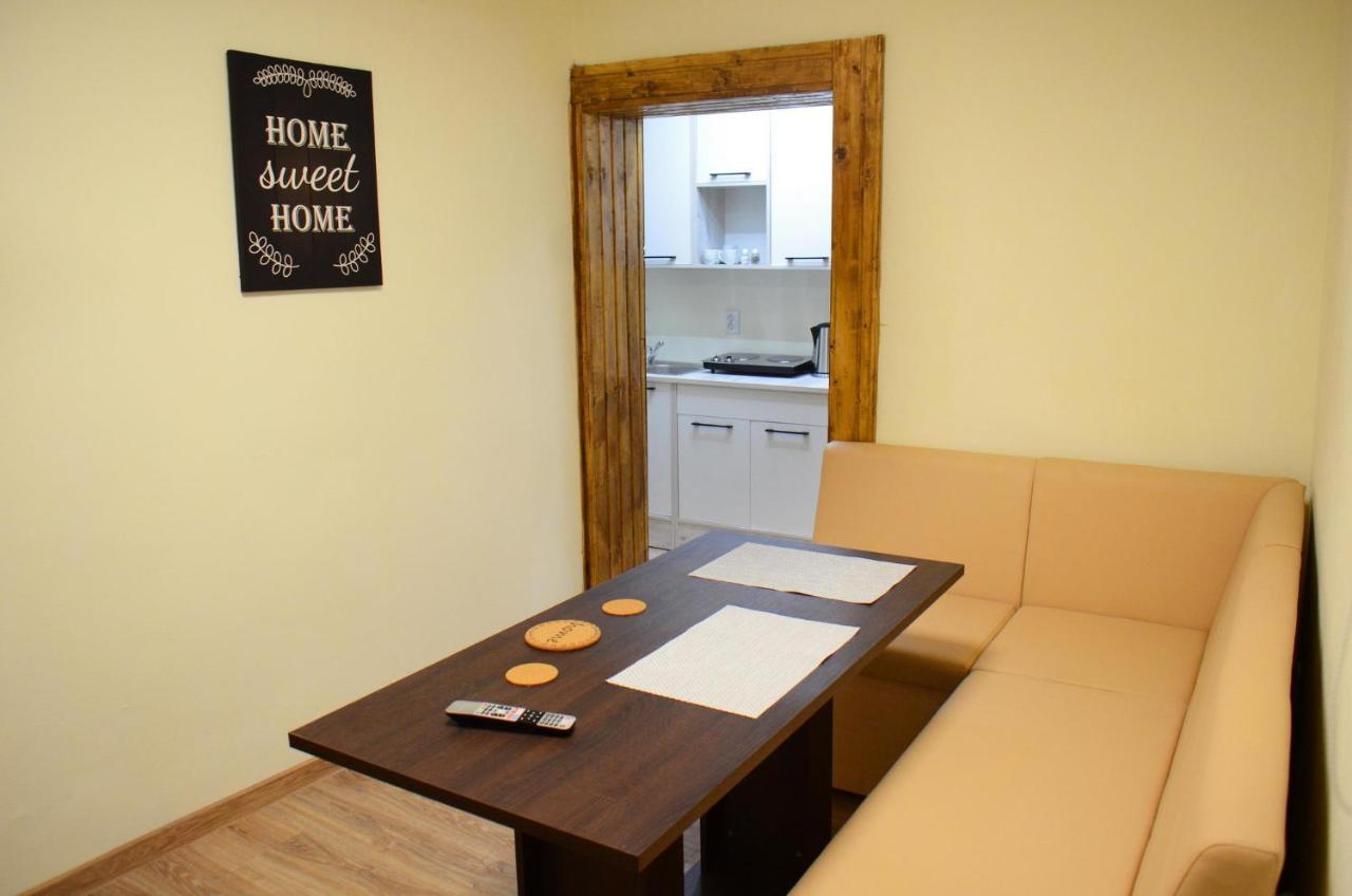 Private Apartment In The City Centre. Oradea Bagian luar foto